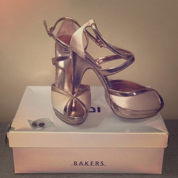 Bakers heels - Picture 1 of 3